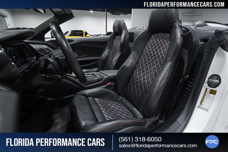 2017 Audi R8 5.2 quattro V10 Spyder   - Photo 20 - Riviera Beach, FL 33407