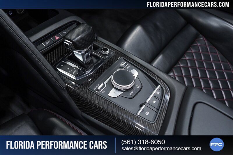 2017 Audi R8 5.2 quattro V10 Spyder   - Photo 47 - Riviera Beach, FL 33407