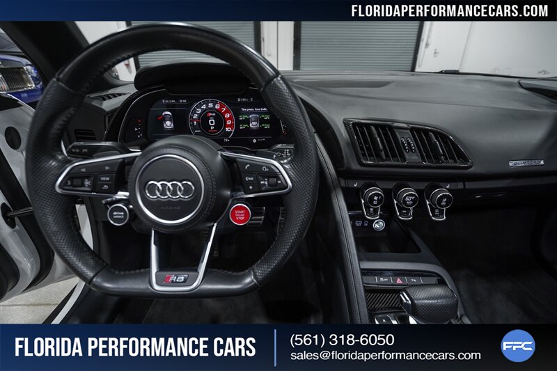 2017 Audi R8 5.2 quattro V10 Spyder   - Photo 24 - Riviera Beach, FL 33407