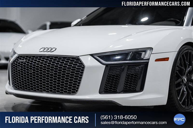 2017 Audi R8 5.2 quattro V10 Spyder   - Photo 61 - Riviera Beach, FL 33407