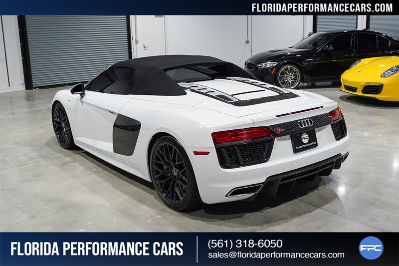 2017 Audi R8 5.2 quattro V10 Spyder   - Photo 15 - Riviera Beach, FL 33407