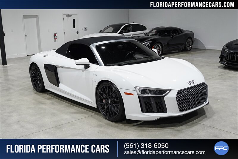 2017 Audi R8 5.2 quattro V10 Spyder   - Photo 74 - Riviera Beach, FL 33407