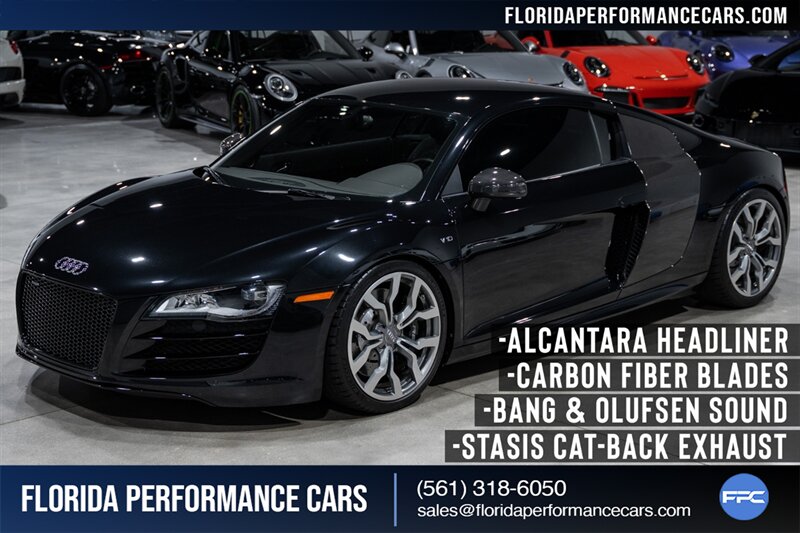 2011 Audi R8 5.2 quattro  