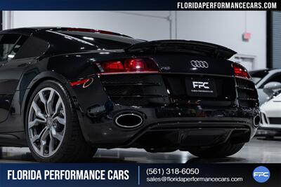 2011 Audi R8 5.2 quattro   - Photo 14 - Riviera Beach, FL 33407