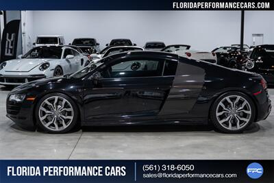 2011 Audi R8 5.2 quattro   - Photo 3 - Riviera Beach, FL 33407