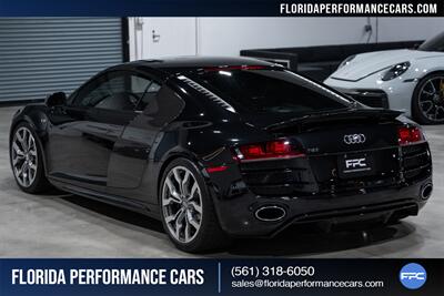 2011 Audi R8 5.2 quattro   - Photo 69 - Riviera Beach, FL 33407