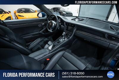 2015 Porsche 911 Turbo S   - Photo 30 - Riviera Beach, FL 33407