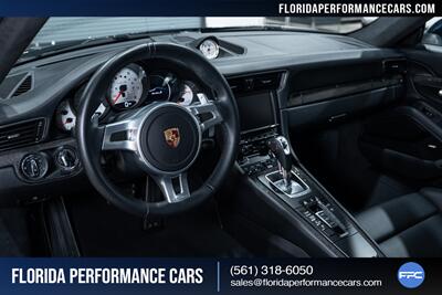 2015 Porsche 911 Turbo S   - Photo 47 - Riviera Beach, FL 33407