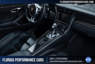 2015 Porsche 911 Turbo S   - Photo 56 - Riviera Beach, FL 33407