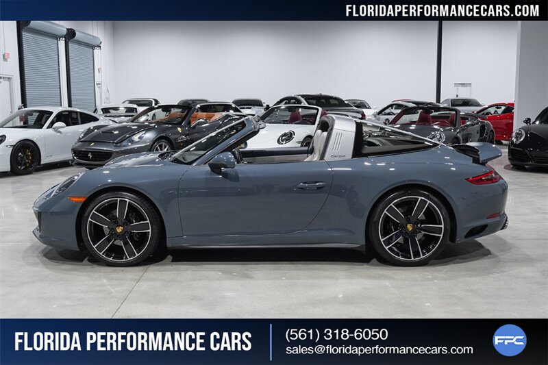 2017 Porsche 911 Targa 4   - Photo 3 - Riviera Beach, FL 33407