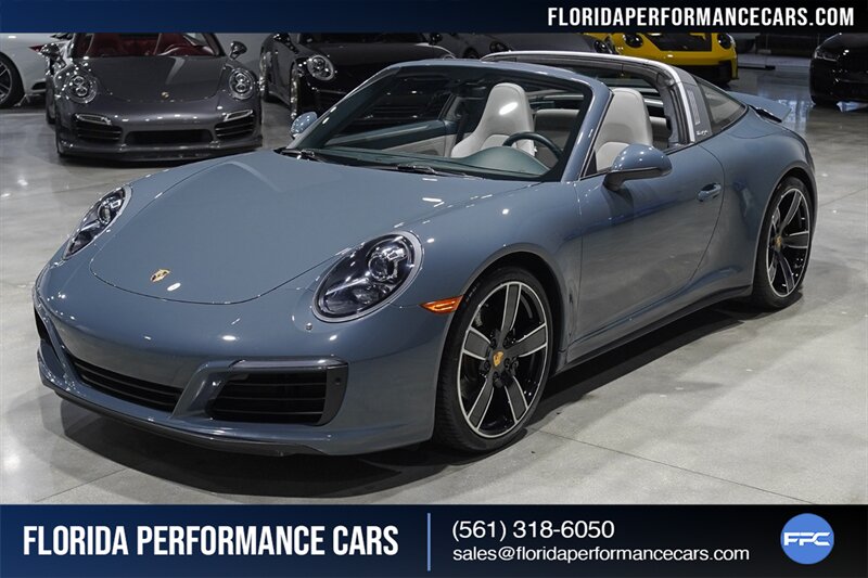 2017 Porsche 911 Targa 4   - Photo 1 - Riviera Beach, FL 33407