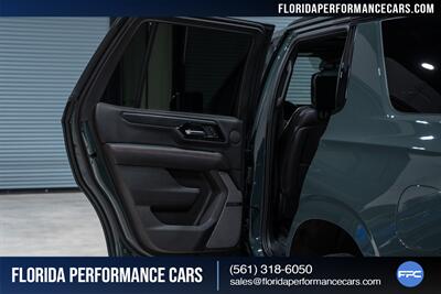 2025 GMC Yukon AT4 Ultimate   - Photo 27 - Riviera Beach, FL 33407