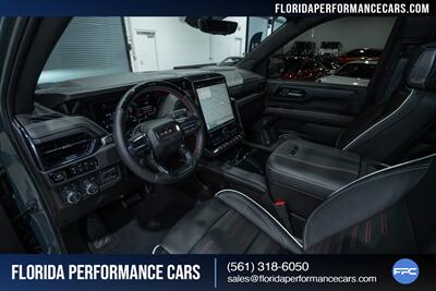 2025 GMC Yukon AT4 Ultimate   - Photo 18 - Riviera Beach, FL 33407