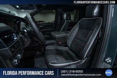 2025 GMC Yukon AT4 Ultimate   - Photo 19 - Riviera Beach, FL 33407