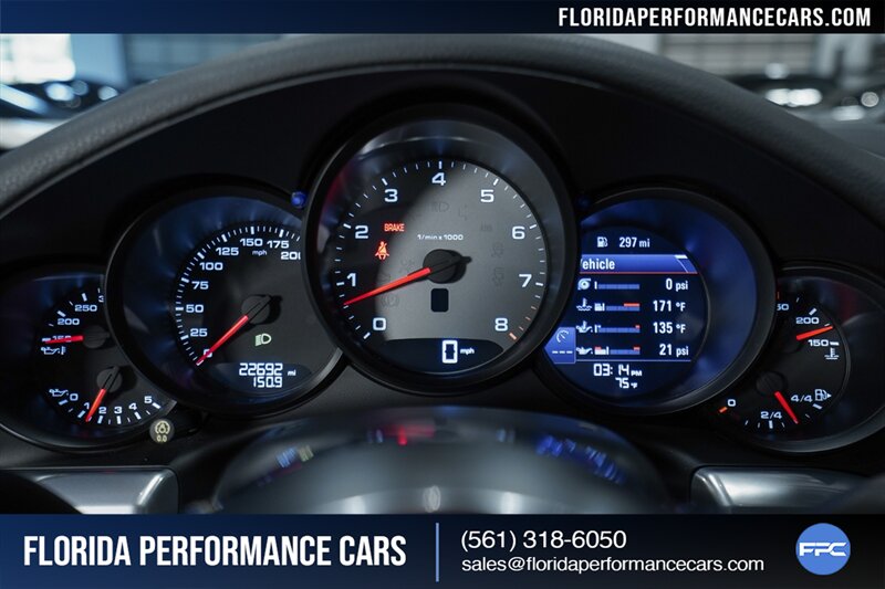 2017 Porsche 911 Carrera S   - Photo 17 - Riviera Beach, FL 33407