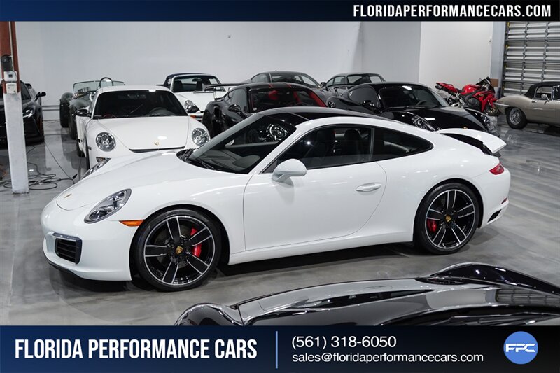 2017 Porsche 911 Carrera S   - Photo 2 - Riviera Beach, FL 33407