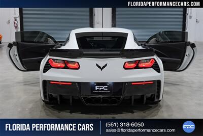 2016 Chevrolet Corvette Z06   - Photo 38 - Riviera Beach, FL 33407