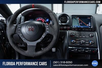 2016 Nissan GT-R NISMO   - Photo 44 - Riviera Beach, FL 33407
