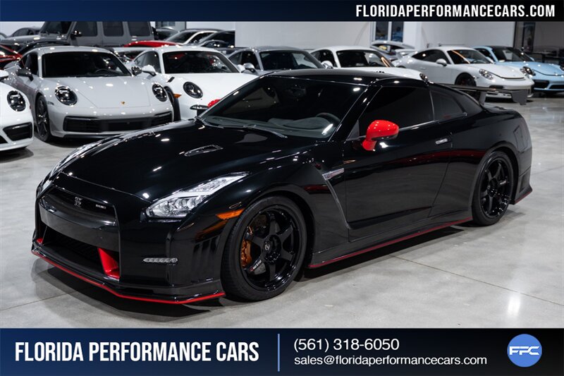 2016 Nissan GT-R NISMO  