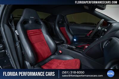 2016 Nissan GT-R NISMO   - Photo 30 - Riviera Beach, FL 33407