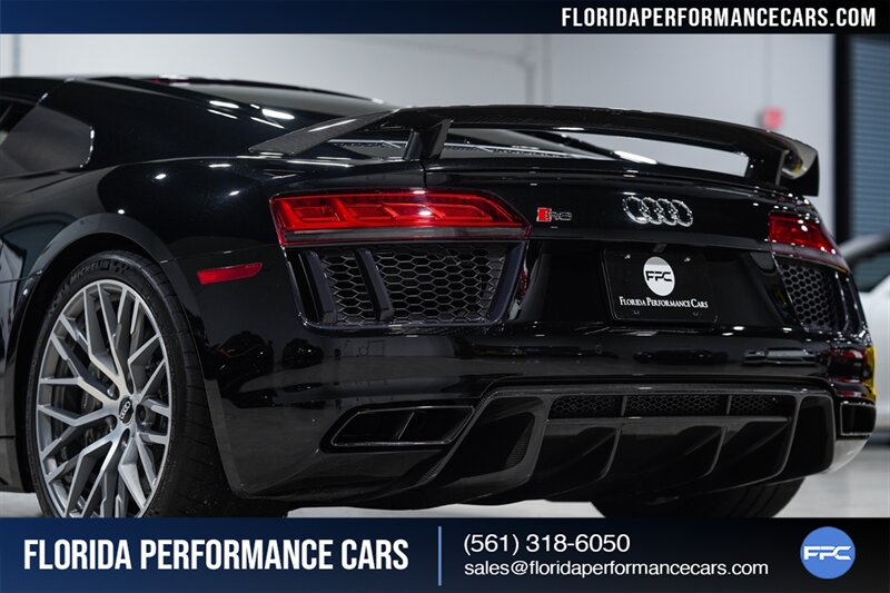 2017 Audi R8 5.2 quattro V10 Plus   - Photo 65 - Riviera Beach, FL 33407