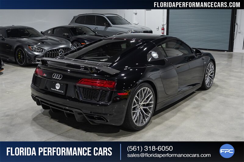 2017 Audi R8 5.2 quattro V10 Plus   - Photo 6 - Riviera Beach, FL 33407