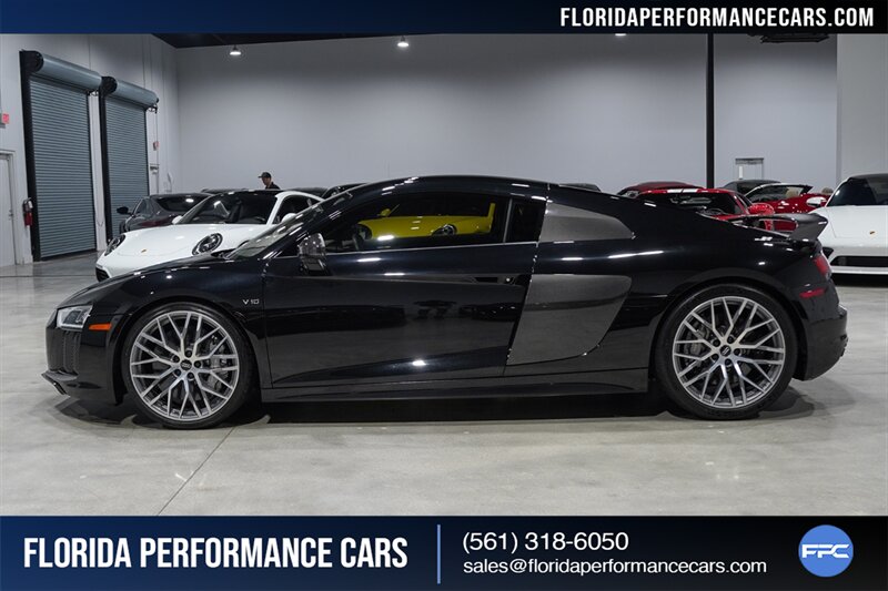 2017 Audi R8 5.2 quattro V10 Plus   - Photo 3 - Riviera Beach, FL 33407