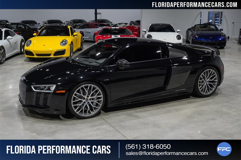 2017 Audi R8 5.2 quattro V10 Plus   - Photo 2 - Riviera Beach, FL 33407