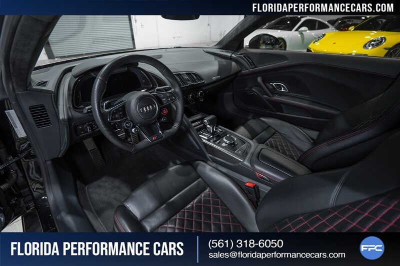 2017 Audi R8 5.2 quattro V10 Plus   - Photo 19 - Riviera Beach, FL 33407