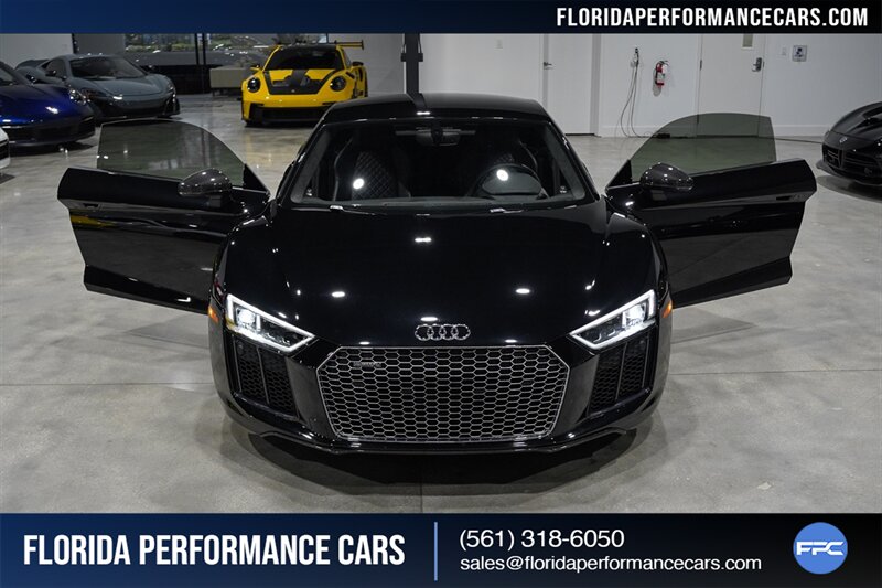 2017 Audi R8 5.2 quattro V10 Plus   - Photo 36 - Riviera Beach, FL 33407