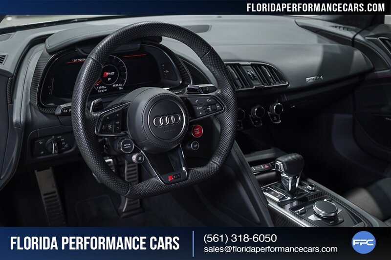 2017 Audi R8 5.2 quattro V10 Plus   - Photo 47 - Riviera Beach, FL 33407