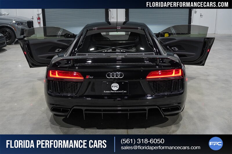 2017 Audi R8 5.2 quattro V10 Plus   - Photo 37 - Riviera Beach, FL 33407