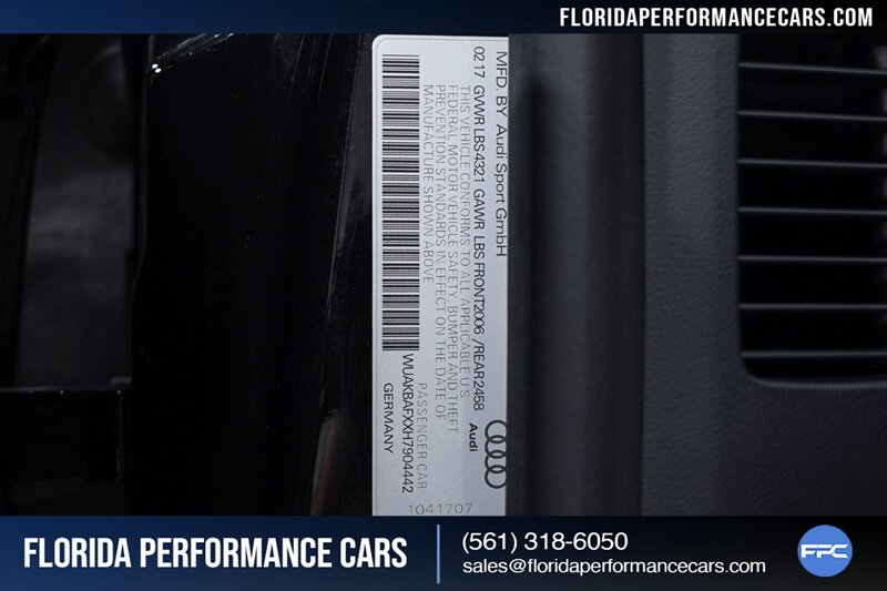 2017 Audi R8 5.2 quattro V10 Plus   - Photo 31 - Riviera Beach, FL 33407