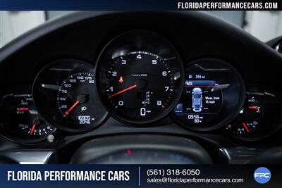 2018 Porsche 911 Carrera   - Photo 17 - Riviera Beach, FL 33407