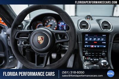 2020 Porsche 718 Cayman GT4   - Photo 29 - Riviera Beach, FL 33407