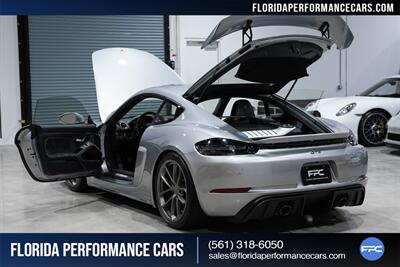 2020 Porsche 718 Cayman GT4   - Photo 37 - Riviera Beach, FL 33407