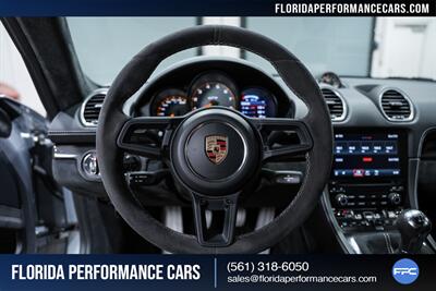 2020 Porsche 718 Cayman GT4   - Photo 25 - Riviera Beach, FL 33407