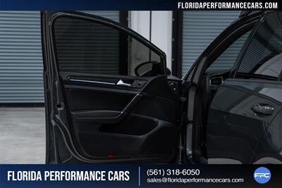 2019 Volkswagen Golf R 4Motion   - Photo 26 - Riviera Beach, FL 33407