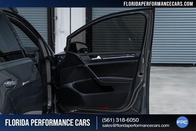 2019 Volkswagen Golf R 4Motion   - Photo 35 - Riviera Beach, FL 33407