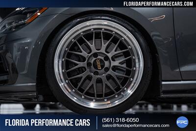 2019 Volkswagen Golf R 4Motion   - Photo 11 - Riviera Beach, FL 33407