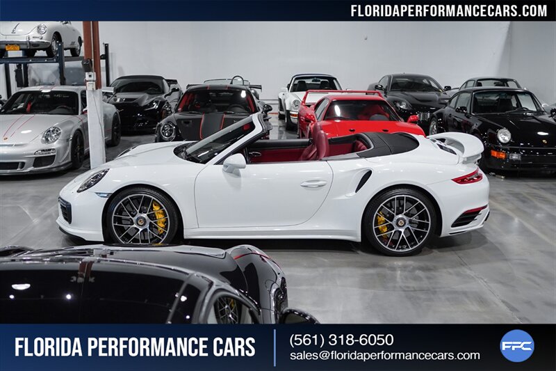 2017 Porsche 911 Turbo S   - Photo 3 - Riviera Beach, FL 33407