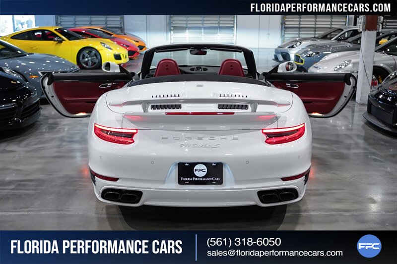 2017 Porsche 911 Turbo S   - Photo 35 - Riviera Beach, FL 33407