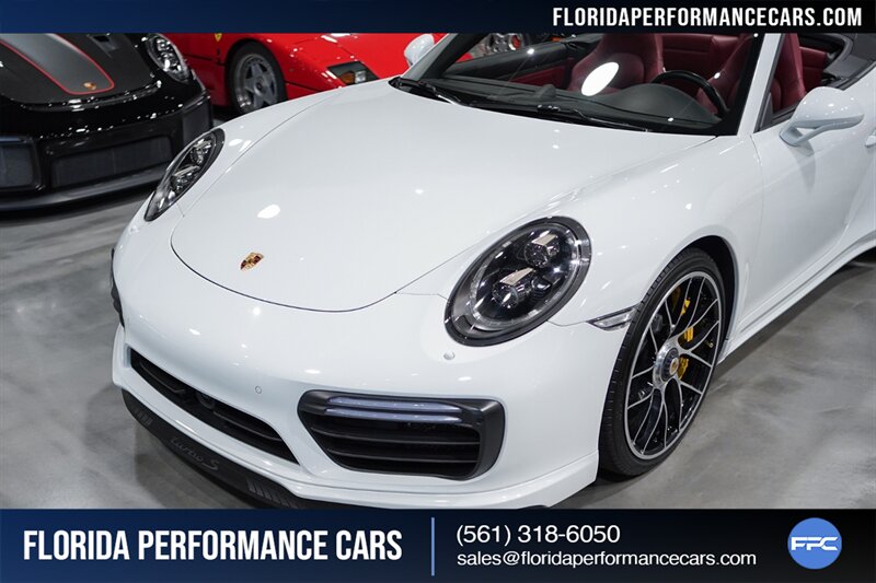 2017 Porsche 911 Turbo S   - Photo 11 - Riviera Beach, FL 33407