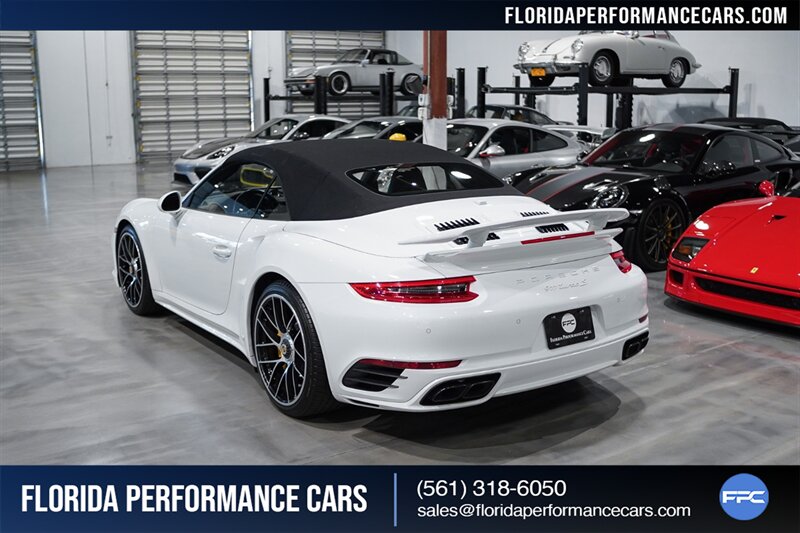 2017 Porsche 911 Turbo S   - Photo 14 - Riviera Beach, FL 33407