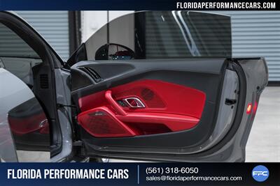 2018 Audi R8 5.2 V10 RWS   - Photo 37 - Riviera Beach, FL 33407