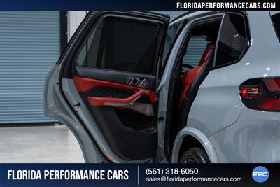 2024 BMW X5 M Competition   - Photo 27 - Riviera Beach, FL 33407