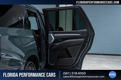 2025 Cadillac Escalade-V   - Photo 31 - Riviera Beach, FL 33407