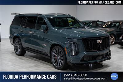 2025 Cadillac Escalade-V   - Photo 8 - Riviera Beach, FL 33407
