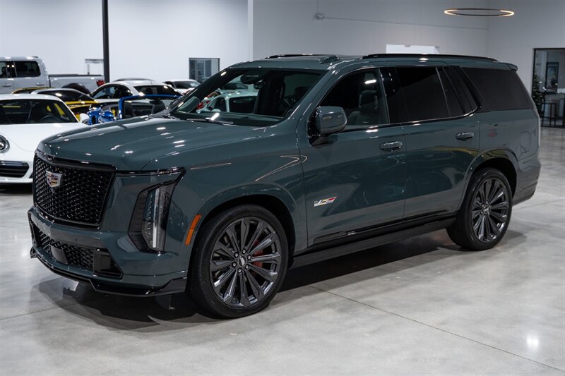 2025 Cadillac Escalade-V  