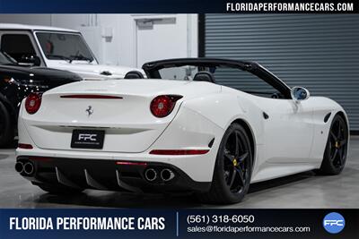 2016 Ferrari California T   - Photo 6 - Riviera Beach, FL 33407